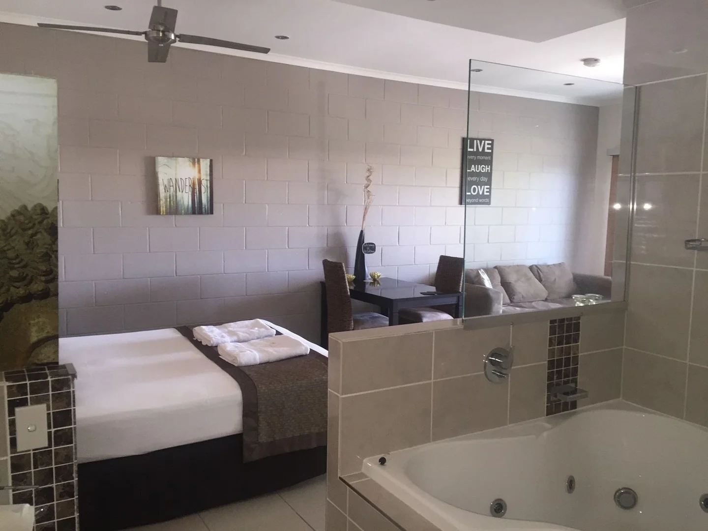 1 Spa 15 Pacific Drive, Blacks Beach QLD 4740 photo 5