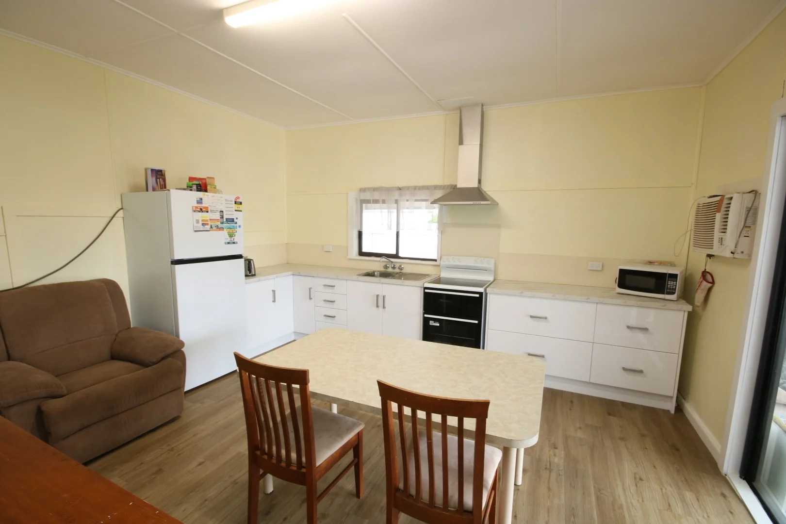 Additional image 2 of 79 Dudley Street, Rochester VIC 3561