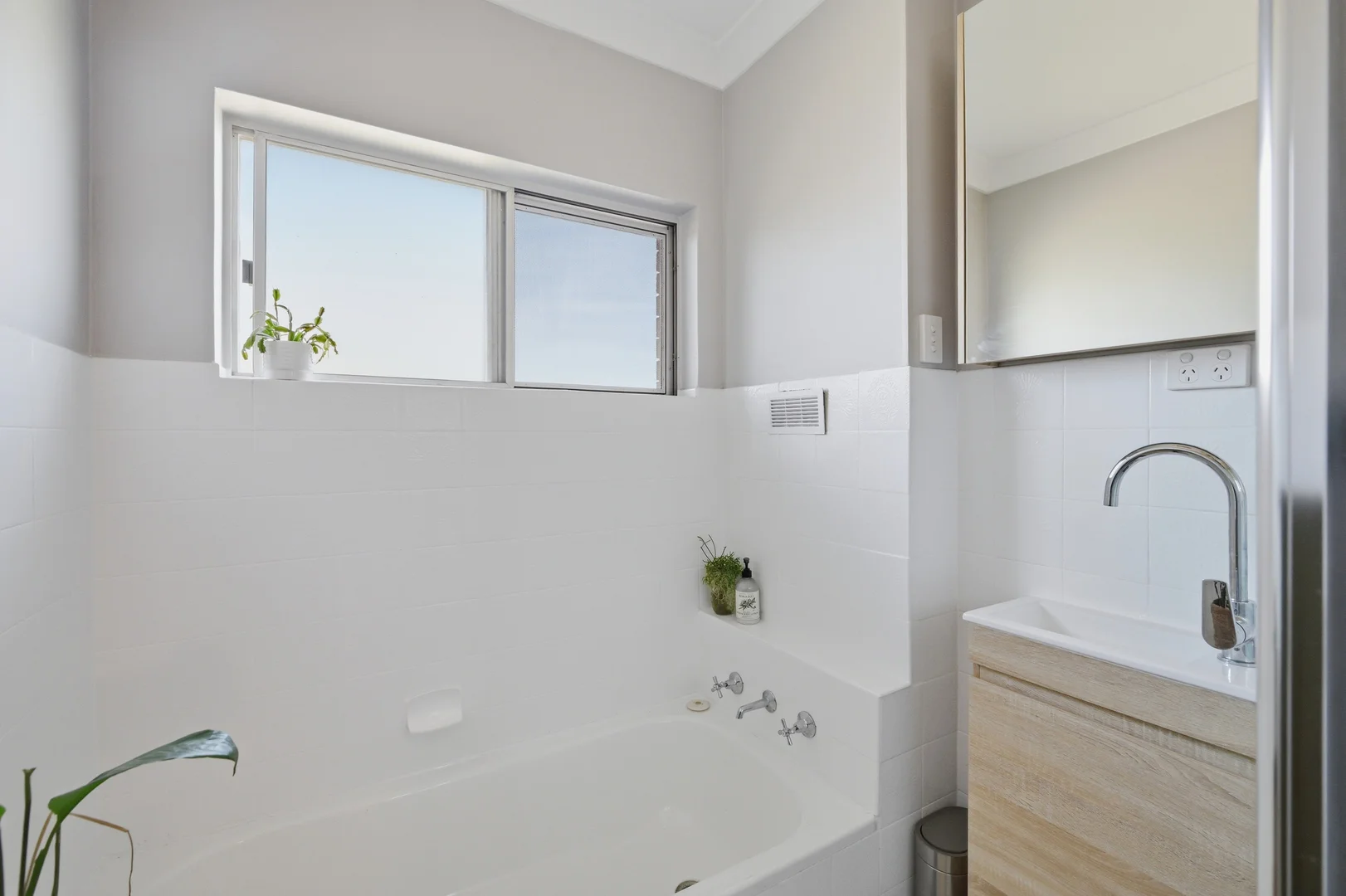 Additional image 13 of 11/4 Waugh Street, Port Macquarie NSW 2444