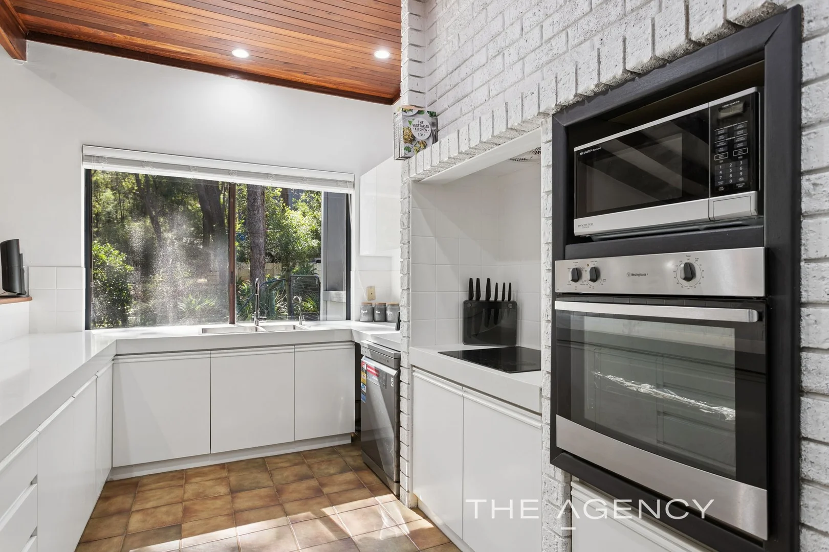 Additional image 12 of 23 Benowa Drive, Glen Forrest WA 6071