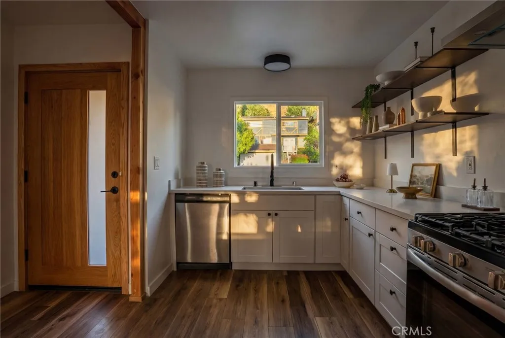 Additional image 54 of 5141 Don Pio Drive, Woodland Hills, CA 91364