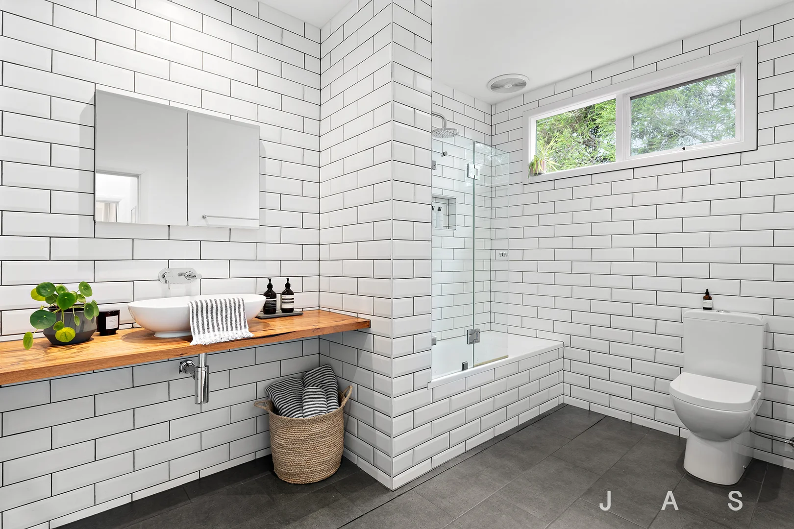 Additional image 10 of 106 Summerhill Road, West Footscray VIC 3012
