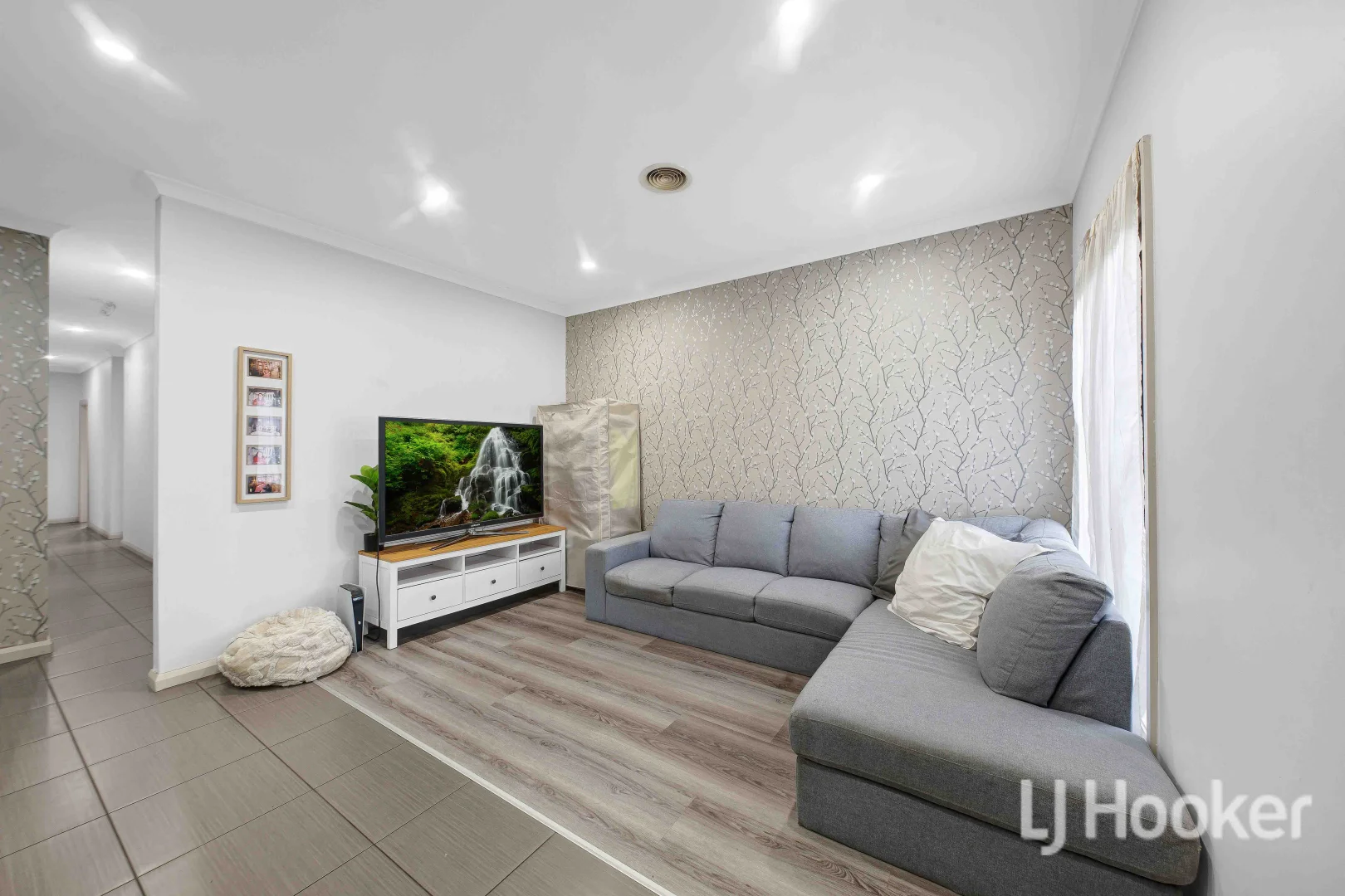 Additional image 2 of 19 Leyana Crescent, Brookfield VIC 3338