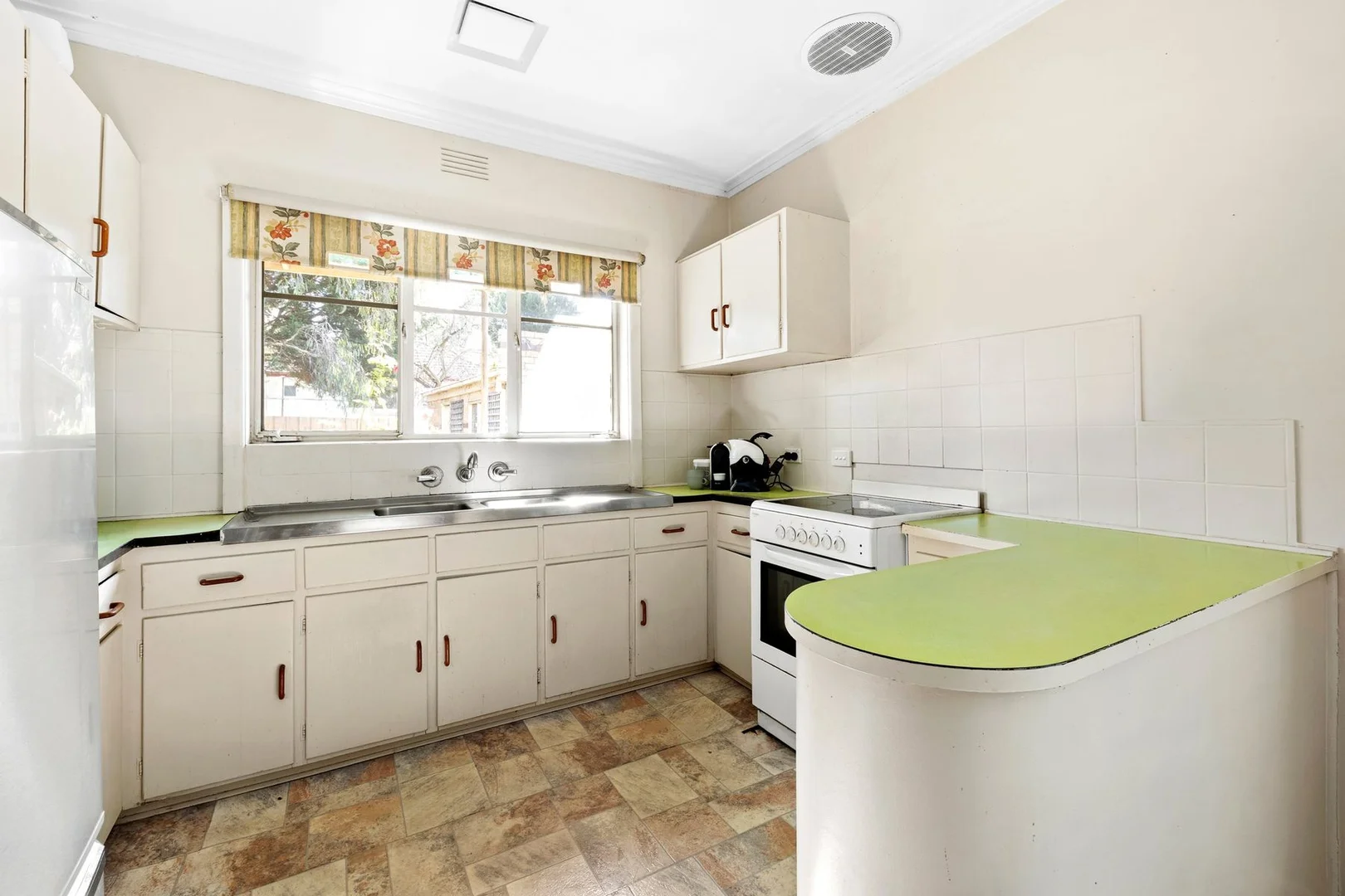 Additional image 6 of 6 Edward Court, Ivanhoe VIC 3079