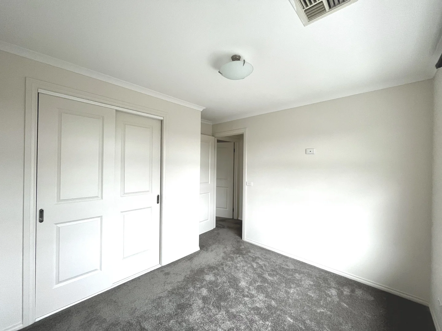 Additional image 4 of 4B Mountbatten Court, Oakleigh East VIC 3166