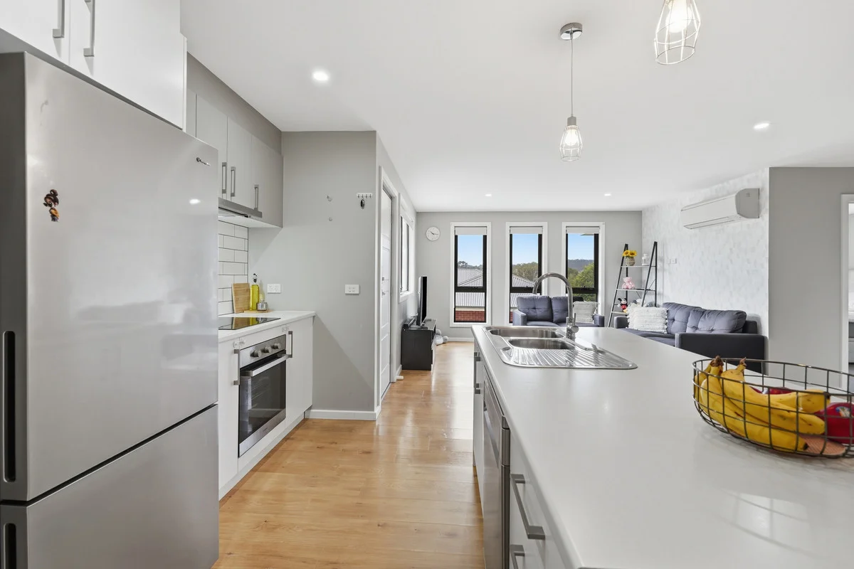 Additional image 8 of 2/170 Flagstaff Gully Road, Lindisfarne TAS 7015