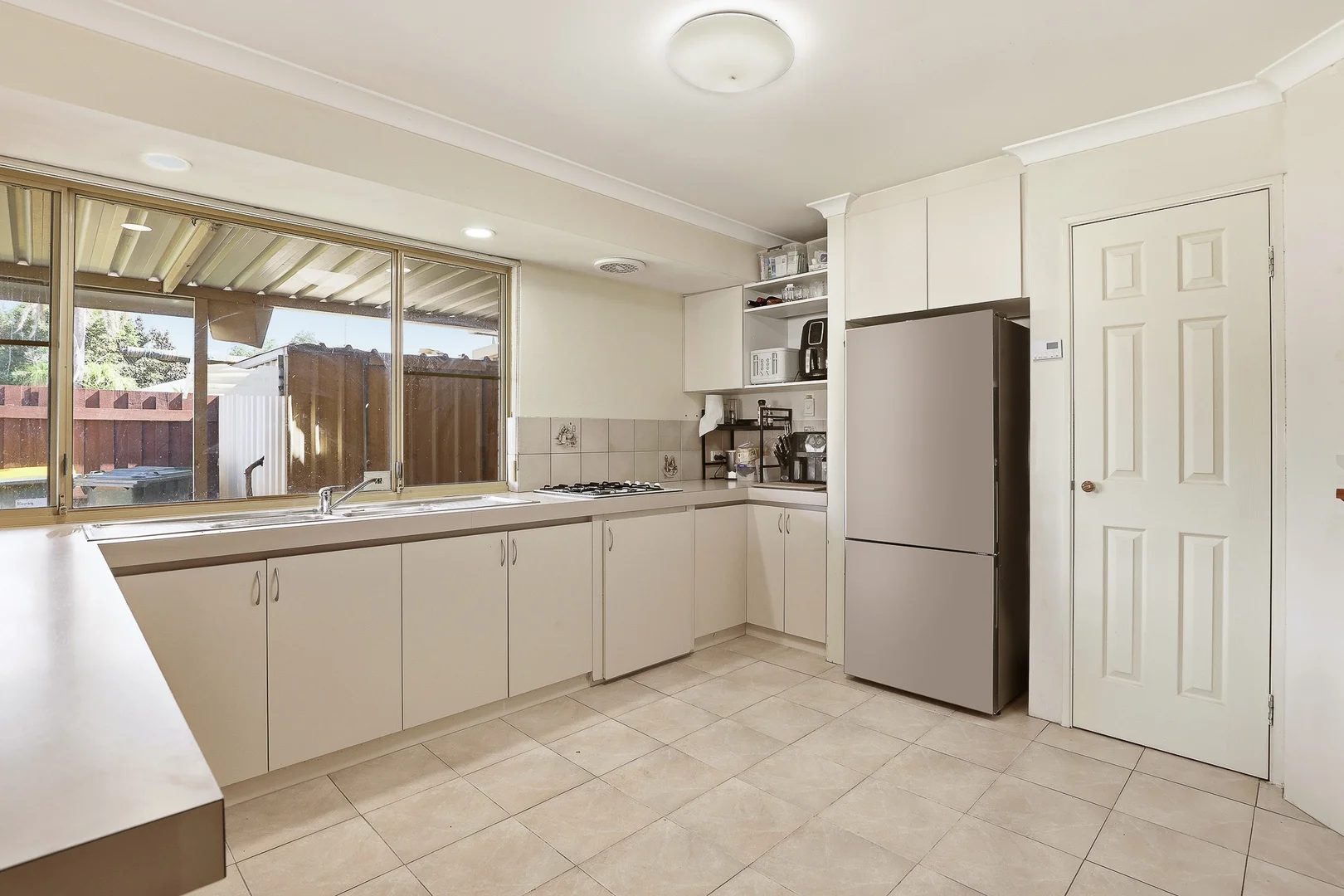 Additional image 6 of 1 Malabor Mews, Halls Head WA 6210