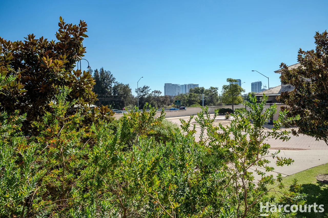Additional image 42 of 5/10 Roebuck Drive, Salter Point WA 6152