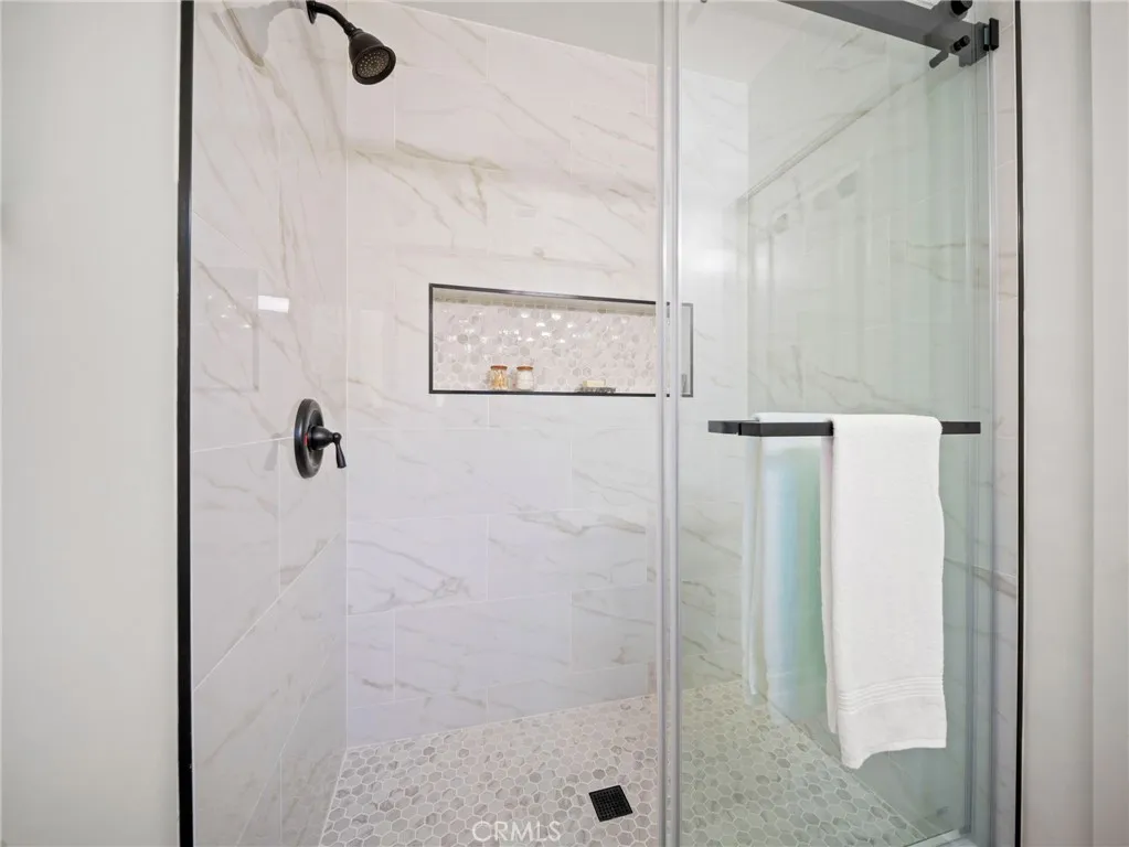 Additional image 71 of 5141 Don Pio Drive, Woodland Hills, CA 91364