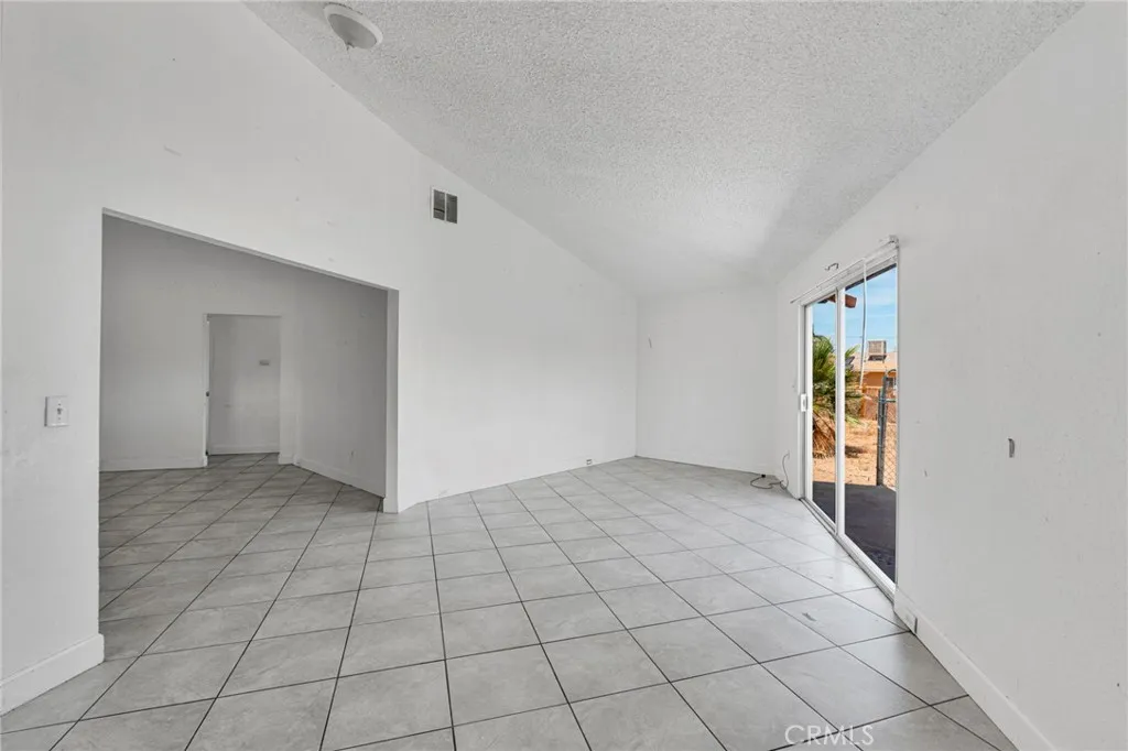 Additional image 63 of 72662 Sullivan, 29 Palms, CA 92277