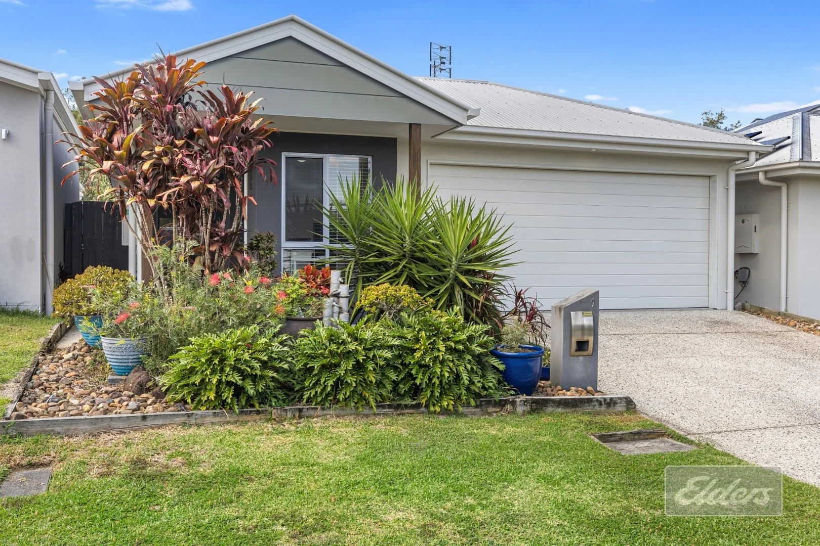 9 Topaz Drive, Caloundra West QLD 4551
