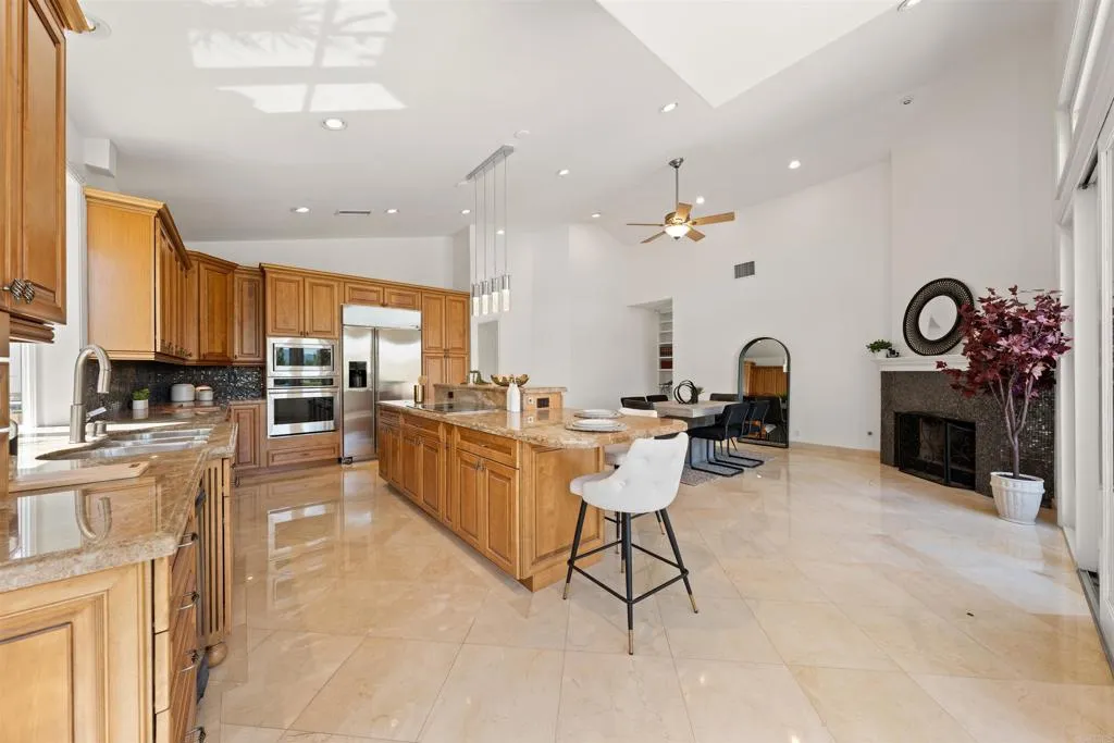 Additional image 19 of 12055 Tretagnier Circle, Rancho Bernardo (San Diego), CA 92128