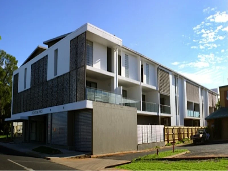 6/11 St Francis Drive, Moranbah QLD 4744
