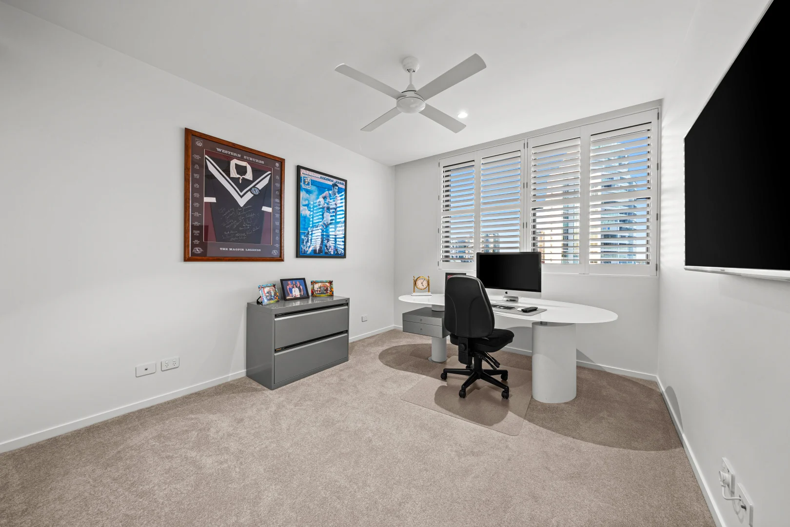 Additional image 27 of 401/286 Marine Parade, Labrador QLD 4215