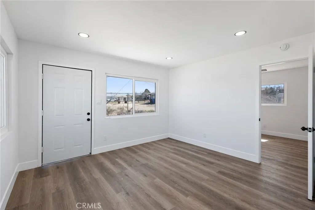 Additional image 58 of 25441 W Main St, Barstow, CA 92311