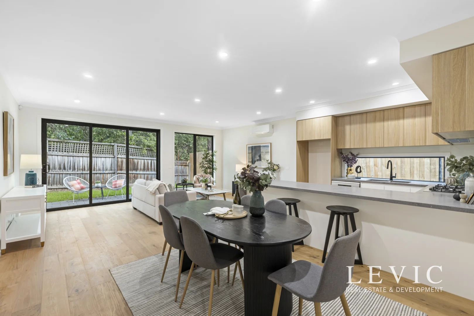 2/108 Brunswick Road, Mitcham VIC 3132