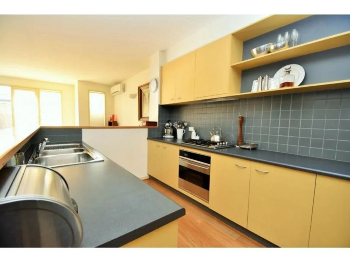 Additional image 10 of 2 Thomas Street, Port Melbourne VIC 3207