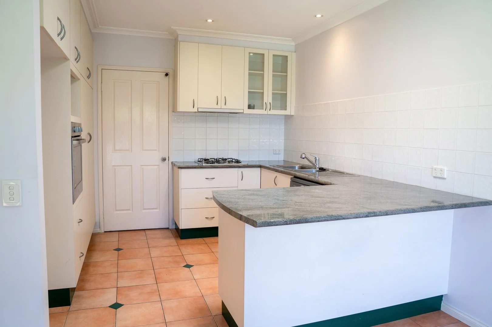 Additional image 6 of 4/12 Central Ave, Moorabbin VIC 3189