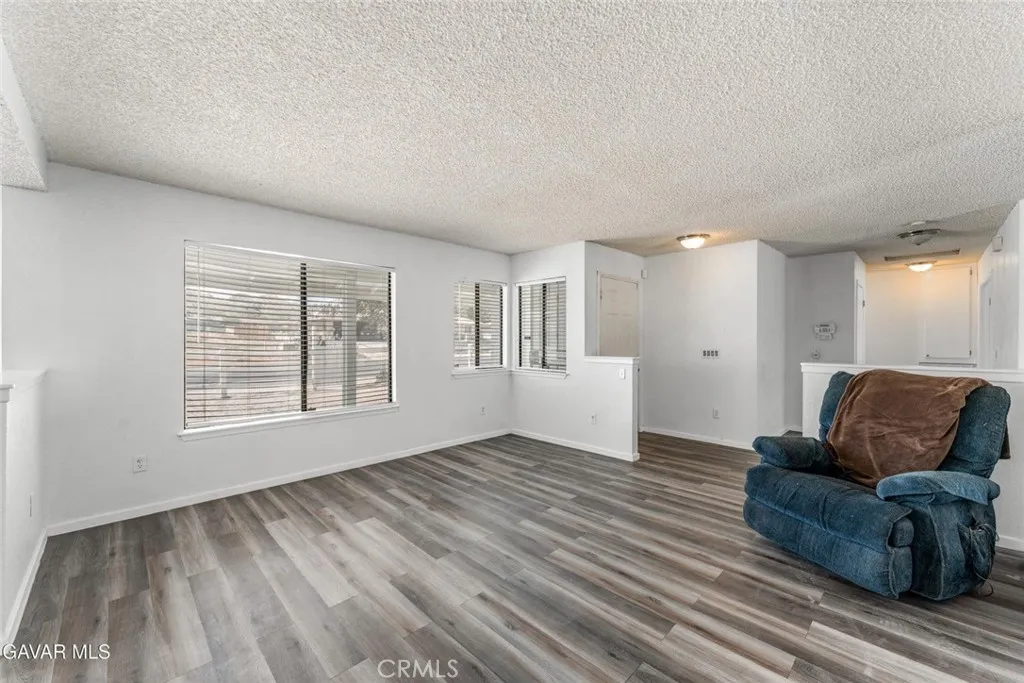 Additional image 9 of 39004 164th St E, Palmdale, CA 93591