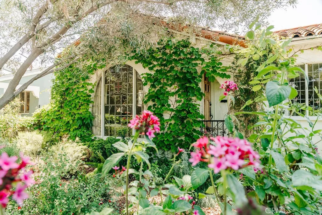 Additional image 41 of 4070 Garden Avenue, Los Angeles, CA 90039