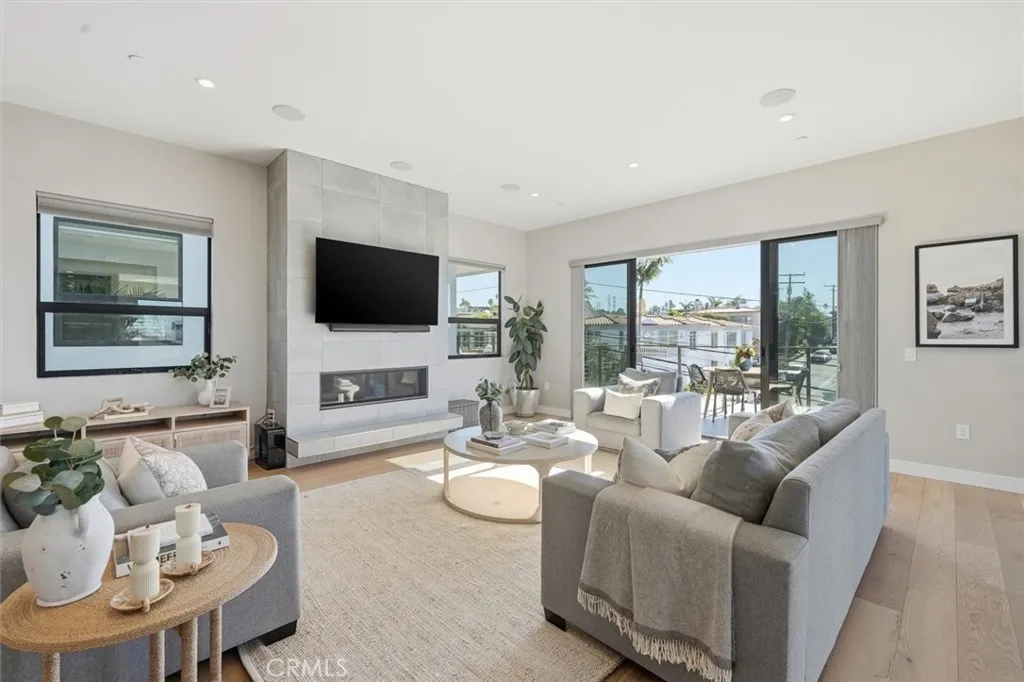 Additional image 6 of 959 5th Street Unit A, Hermosa Beach, CA 90254