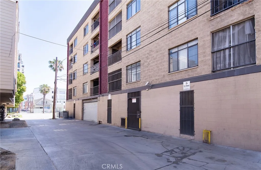 Additional image 29 of 225 W 6th St Unit 405, Long Beach, CA 90802
