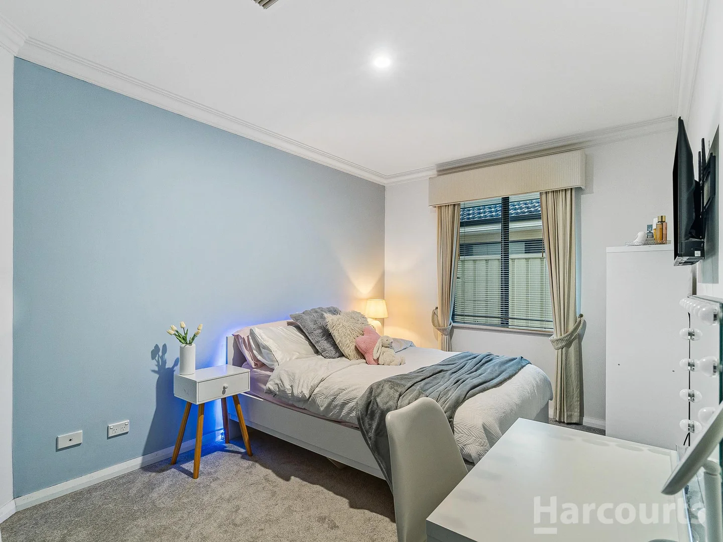 Additional image 29 of 6 Guillardon Terrace, Madora Bay WA 6210