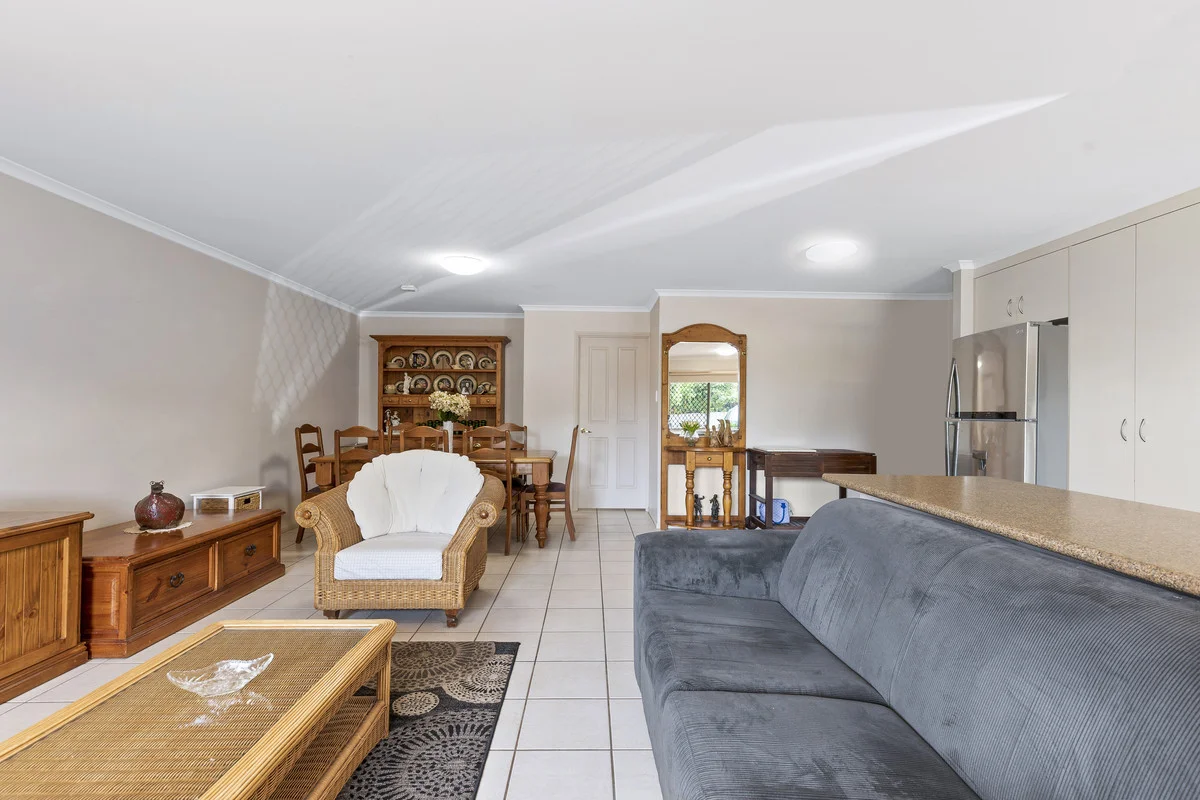Additional image 4 of 2/318b South Street, Harristown QLD 4350