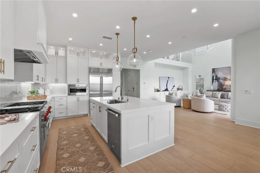 Additional image 14 of 107 Orbit, Irvine, CA 92618