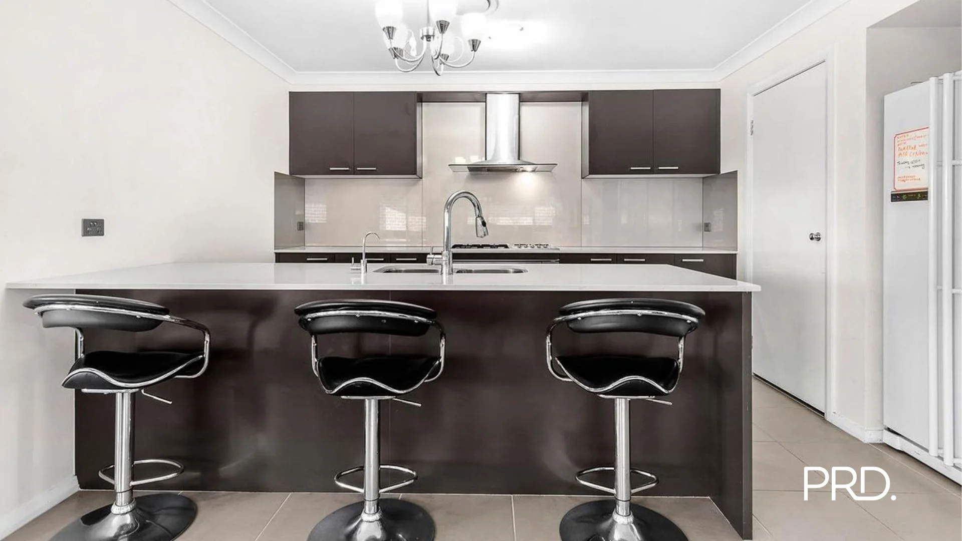 9 Server Ave, Jordan Springs NSW 2747 photo 4