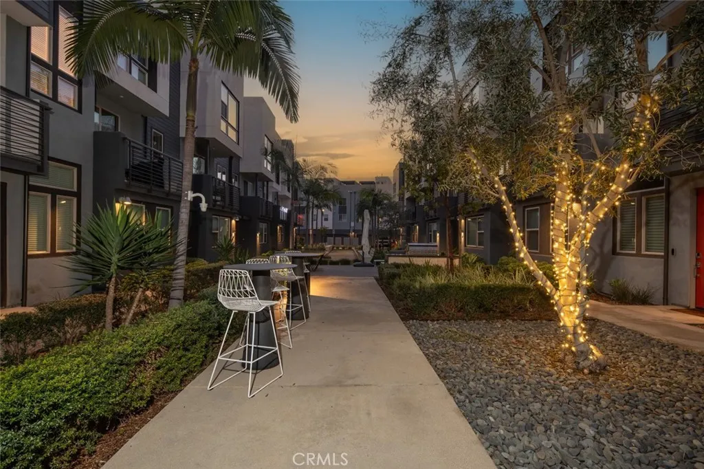Additional image 114 of 203 Placemark, Irvine, CA 92614