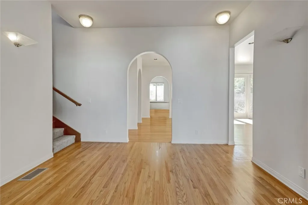 Additional image 64 of 12134 Lawler St, Los Angeles, CA 90066