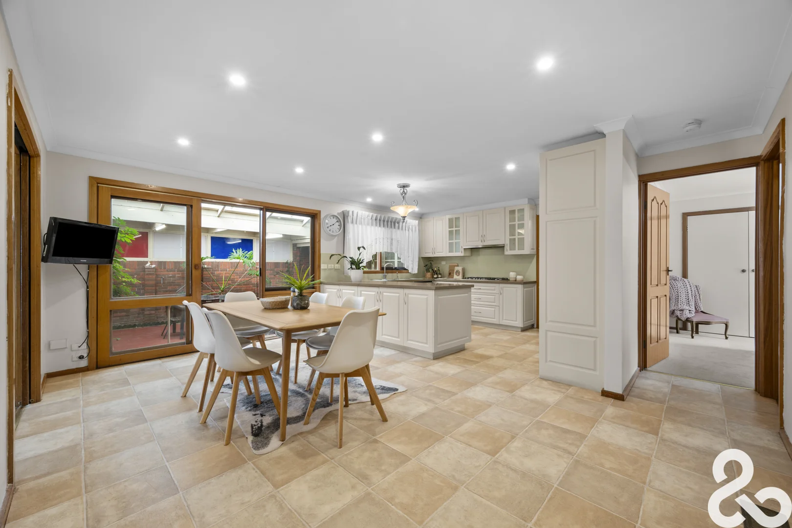 Additional image 5 of 76 Betula Avenue, Bundoora VIC 3083