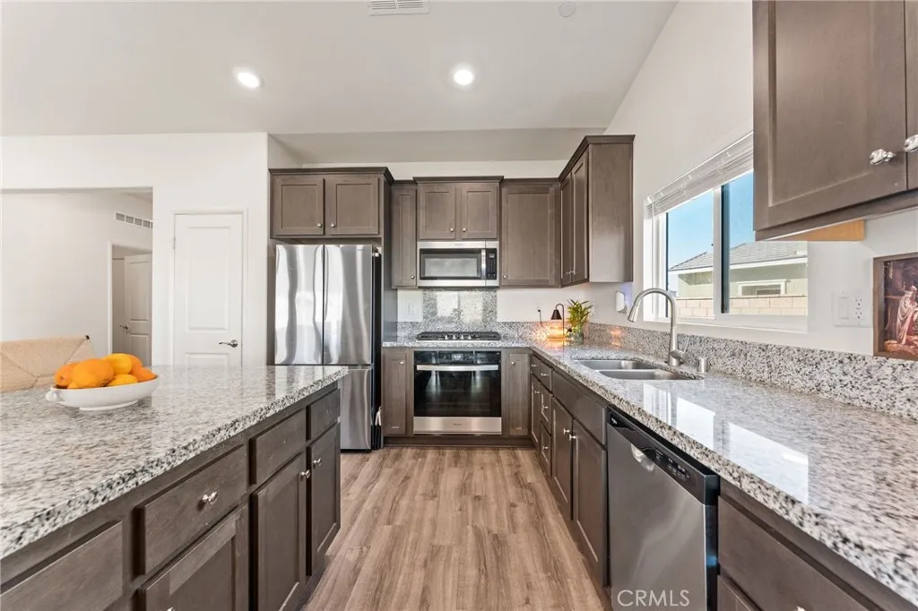 Additional image 36 of 13207 Santa Clara Way, Victorville, CA 92394