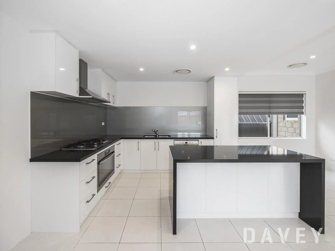 256 Odin Drive, Stirling WA 6021 photo 4