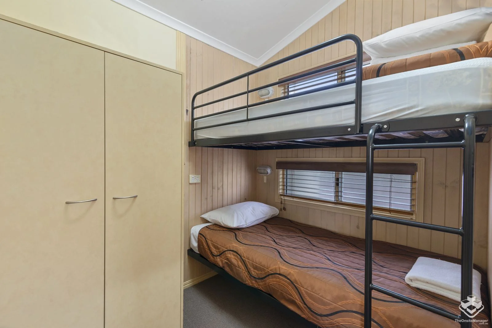Additional image 5 of ID:21173286/71 Hinde Street, Ashmore QLD 4214