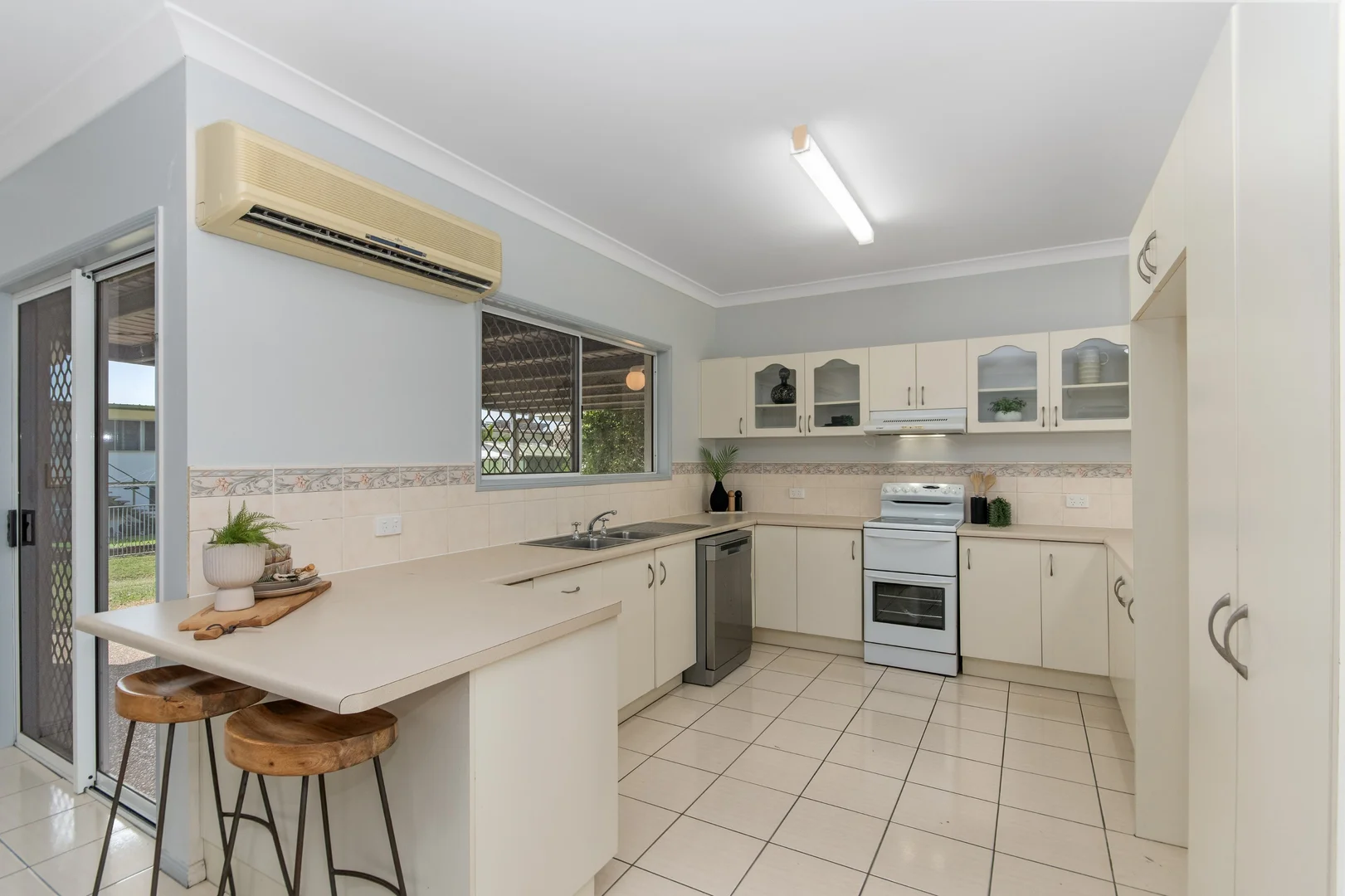 Additional image 4 of 11 Lexington Drive, Wulguru QLD 4811