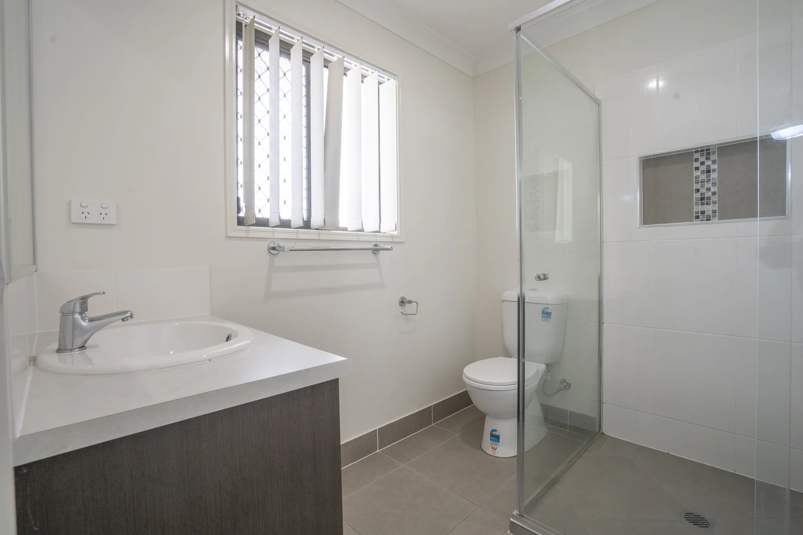 Additional image 6 of 1 & 2/10 Kunde Street, Cornubia QLD 4130
