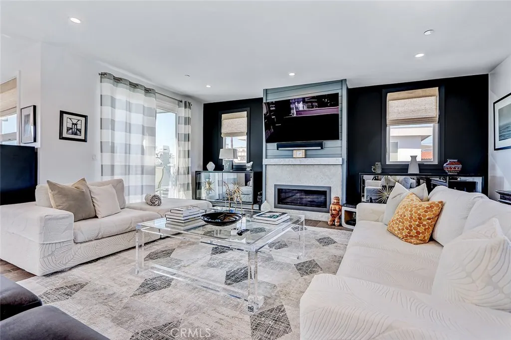 Additional image 56 of 1074 7th St, Hermosa Beach, CA 90254