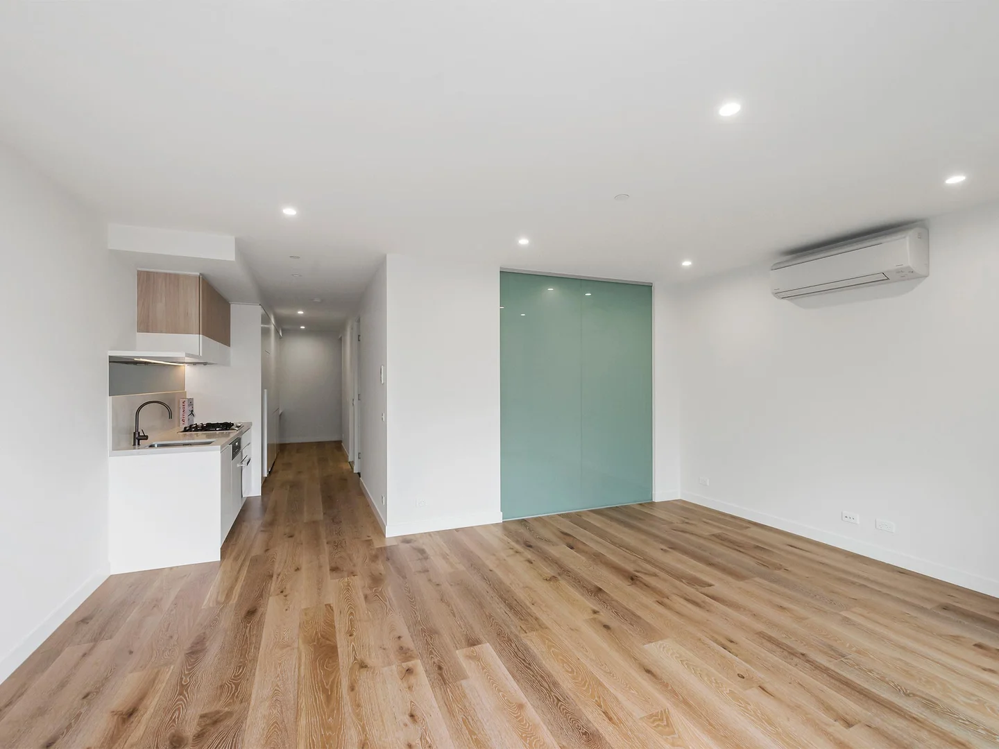 Additional image 3 of 104/295 Hampton Street, Hampton VIC 3188