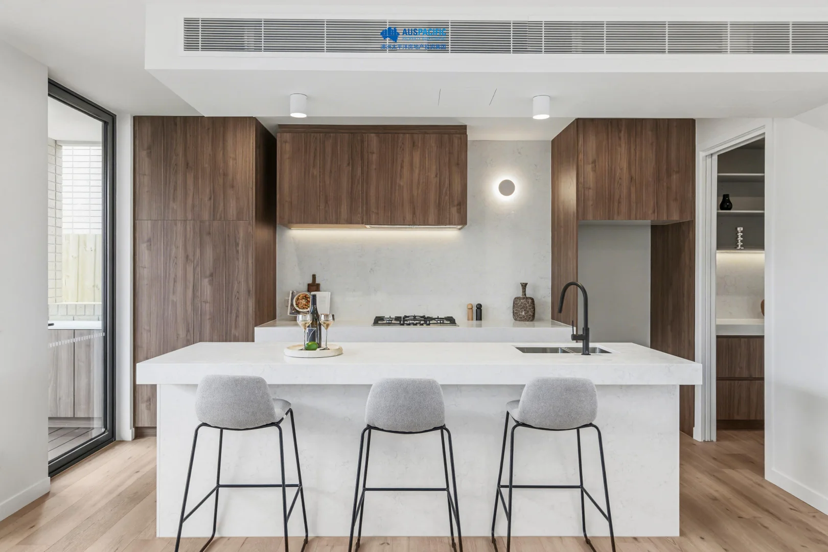 Additional image 5 of 17 Hinkler Road, Glen Waverley VIC 3150