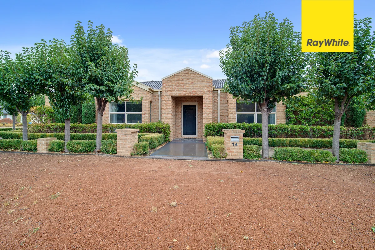14 Roxburgh Street, Franklin ACT 2913