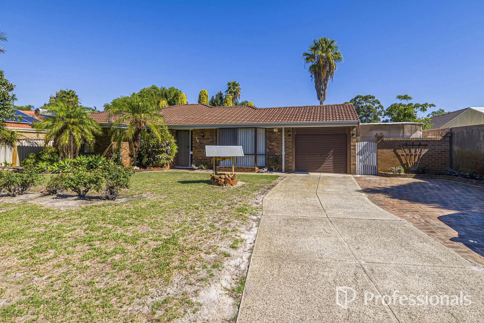 70 Jacaranda Drive, Ballajura WA 6066
