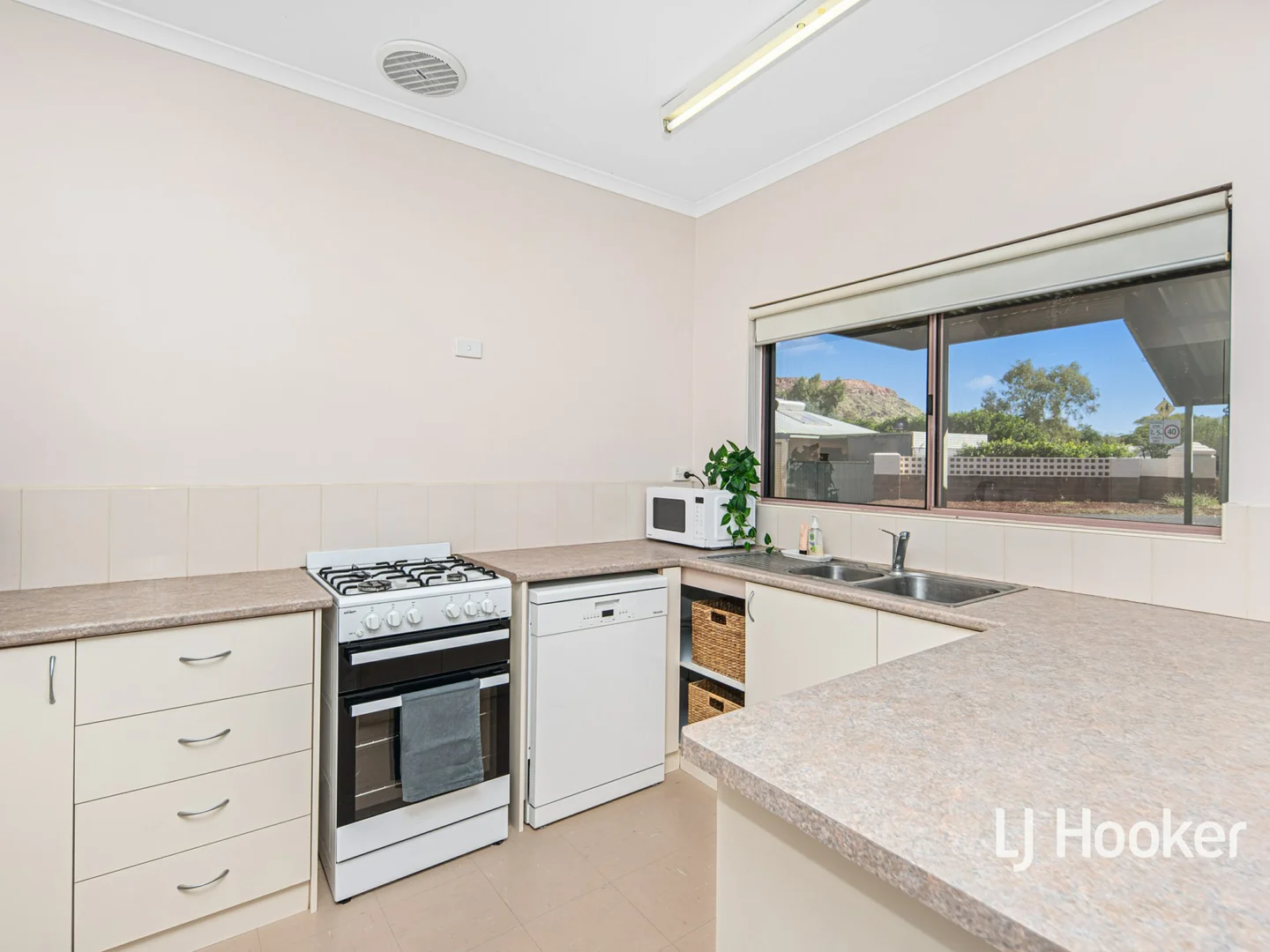 Additional image 6 of 6/91 Lyndavale Drive, Larapinta NT 0875