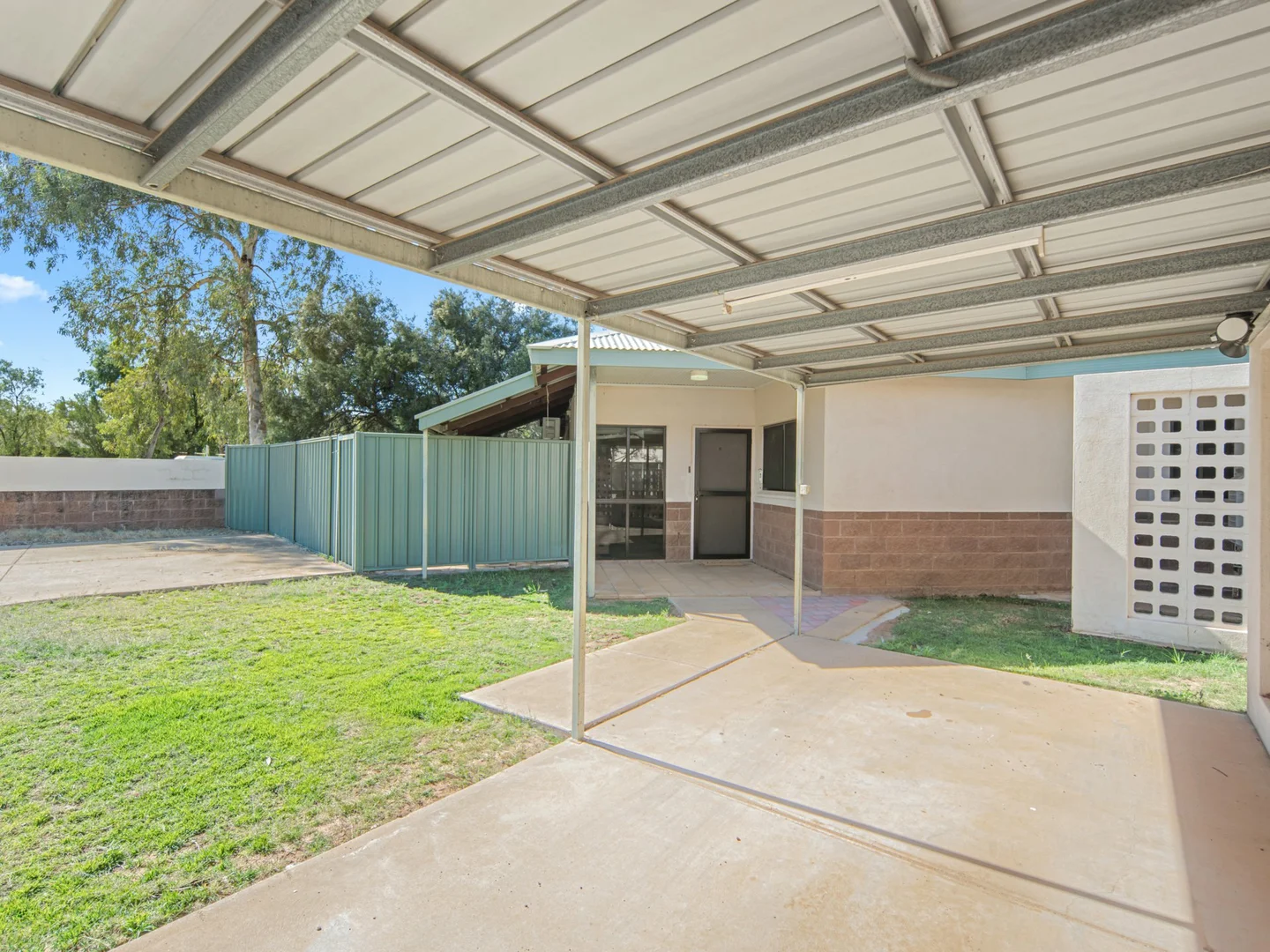 Additional image 2 of 6/91 Lyndavale Drive, Larapinta NT 0875