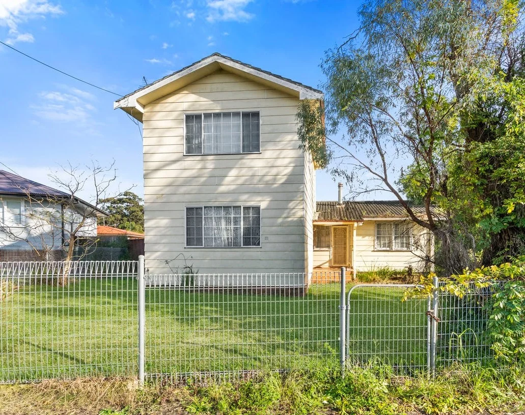 18 Karoola Street, Busby NSW 2168