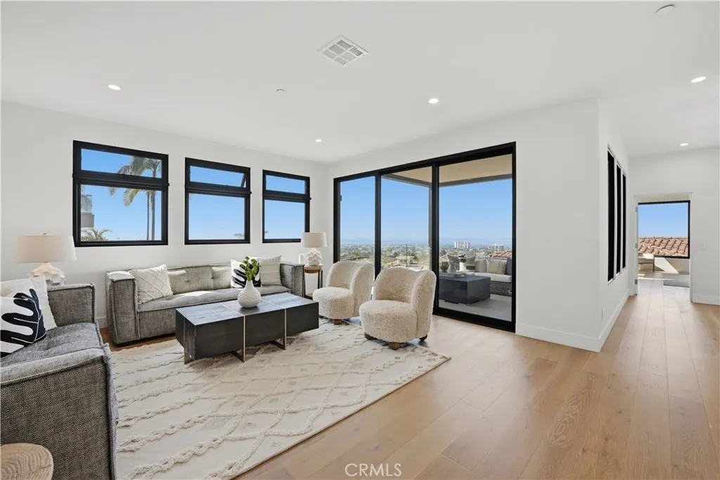 Additional image 94 of 5108 Gordon Lane, San Diego, CA 92109