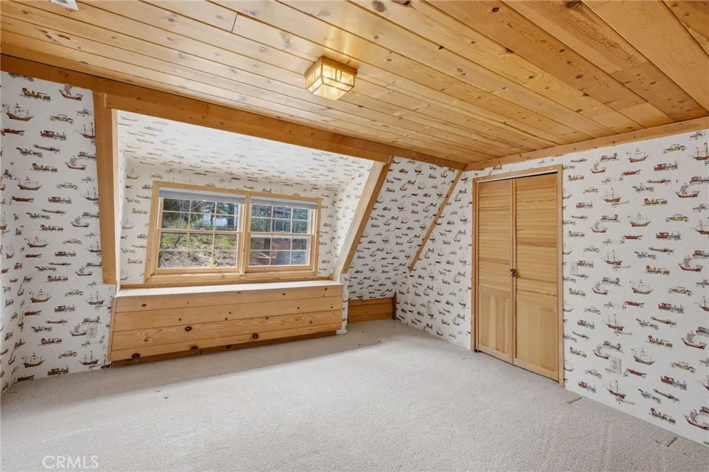 Additional image 59 of 33052 Donner Ln, Running Springs, CA 92382