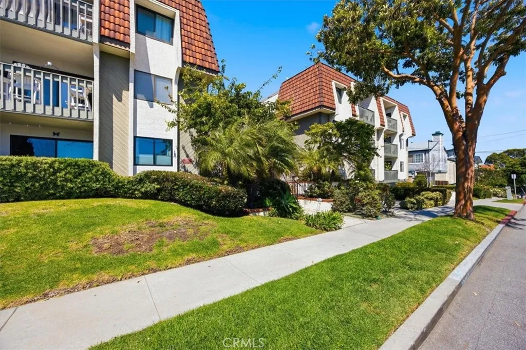 Additional image 31 of 215 W Palm Avenue Unit 301, El Segundo, CA 90245