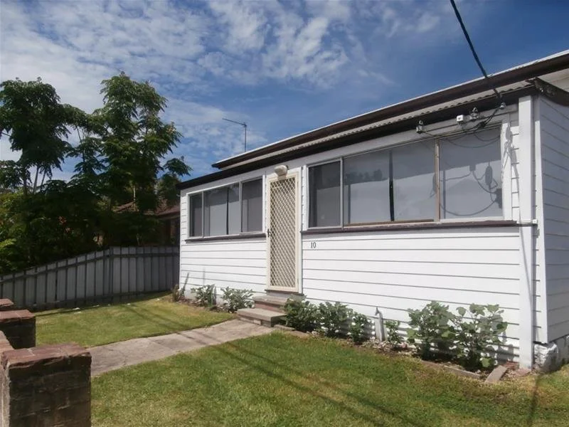 2/10 Alice Street, Merewether NSW 2291